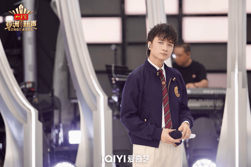 古巨基《亚洲新声》香港站精彩上演 粤语重现《飘雪》唤醒港乐DNA