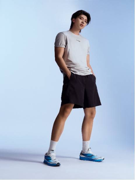 【新闻稿】Saucony索康尼携手品牌代言人蔡徐坤推出 KINVARA 1 系列916.jpg
