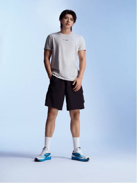 【新闻稿】Saucony索康尼携手品牌代言人蔡徐坤推出 KINVARA 1 系列741.jpg
